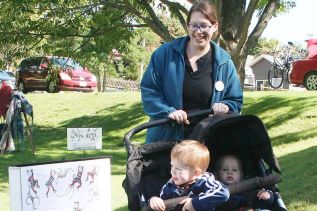 Haven’t you always wanted a mon-key? Tim and Elliot Procter did the Library StoryWalk at the Sharbot Lake Farmers Market last Saturday with mom Beth